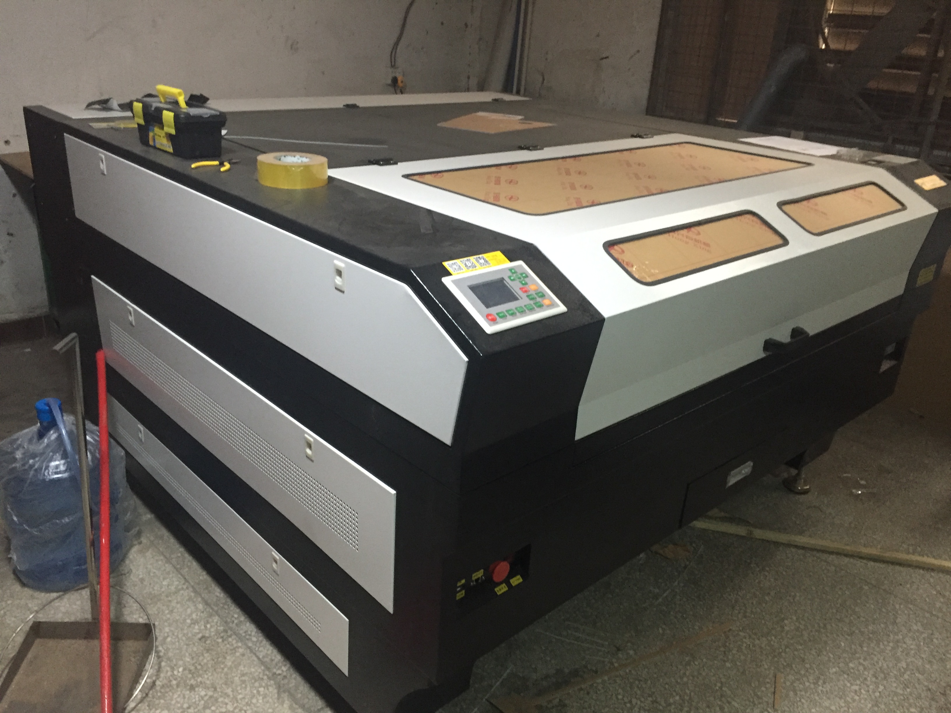 Hanniu laser machine you are worthy of trust-A Guangzhou Advertising Co., Ltd.
